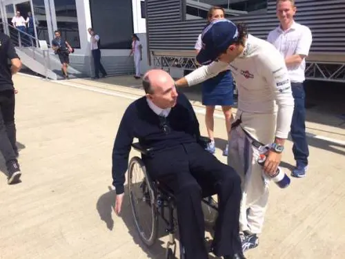 La Ferrari va a marcia indietro