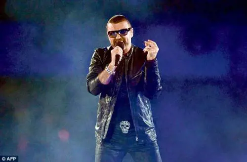 George Michael irriconoscibile dopo la cura contro la tossicodipendenza