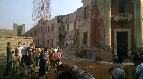 Egitto, esplosione nel centro del Cairo
