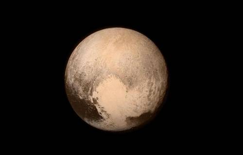 Prime immagini di Plutone Ora si studia il suo "cuore"