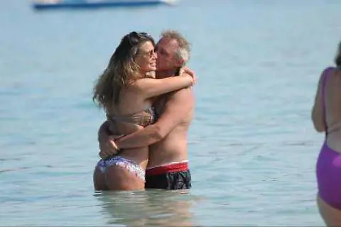Vacanze romantiche per Claudia Galanti