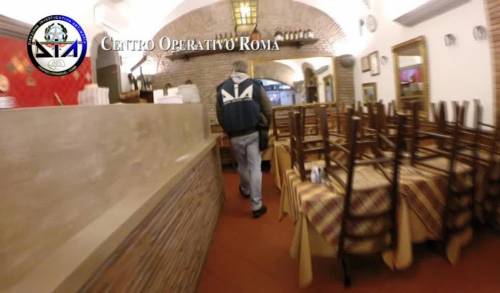 Roma, blitz della Dia sotto sigilli ristorante ​in odor di 'ndrangheta