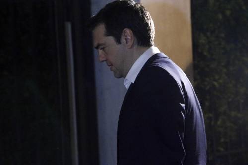 Il piano della minoranza di Syriza: tornare alla dracma e bloccare il governo