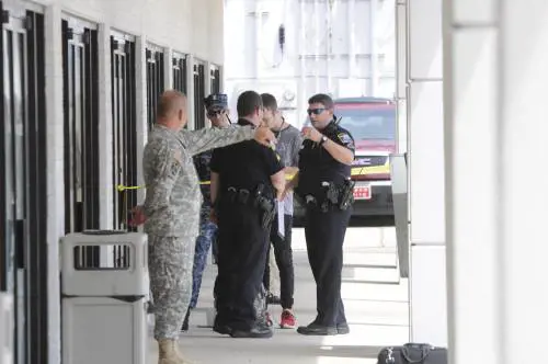 Sparatoria in base marines nel Tennessee: cinque morti