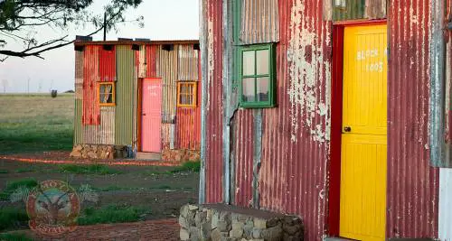 In Sudafrica, dove i ricchi pagano per fare i poveri