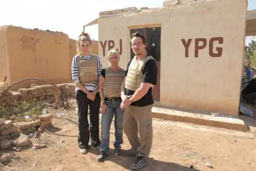 Australia, il reality show del fronte: concorrenti faccia a faccia con l'Isis