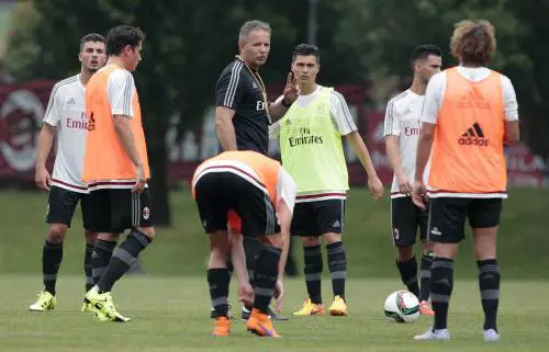 Berlusconi al Milan: "In Cina ci guardano tutti"