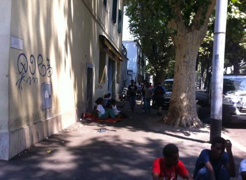 Roma, la stazione Tiburtina tra degrado e centri d'accoglienza per profughi