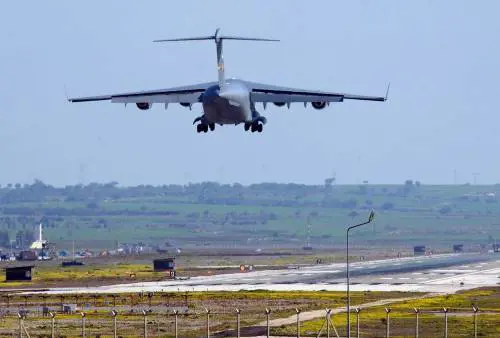 La vaga promessa turca: pronti a lanciare un'operazione contro l'Isis