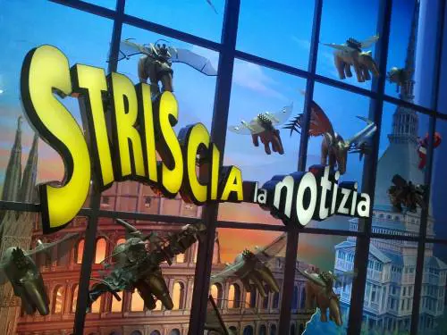 "Striscia" e Ricci fanno sfigurare i veri telegiornali