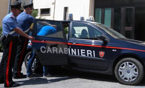 La Spezia, violentata e derubata da due extracomunitari