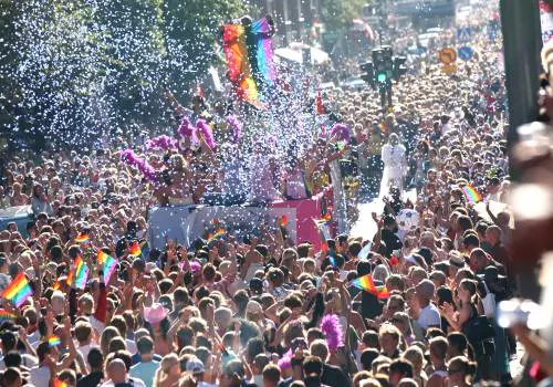 “Occasione di Resistenza”. Ennesima pantomima Pd sui pride