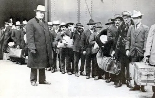 Noi migranti (quasi) modello