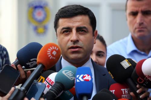 Il leader del partito pro-curdo Hdp, Selahattin Demirtas