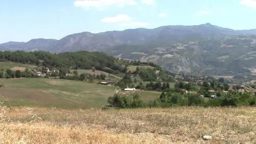 Il fiume Trebbia oggi: discarica e gioiello naturale