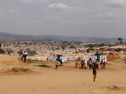 Il campo profughi di Mahama 