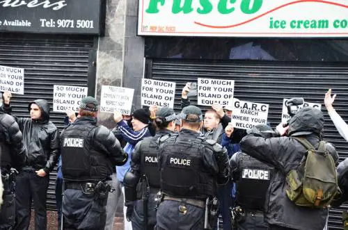 Belfast, la parata del 12 luglio