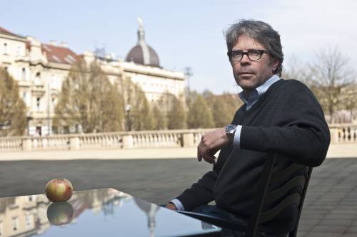 Franzen cerca la "Purezza" nelle impurità della storia
