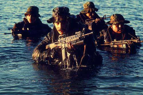 Delta Force, Seal e Ranger: gli Usa mandano le forze speciali per trovare gli ostaggi di Hamas