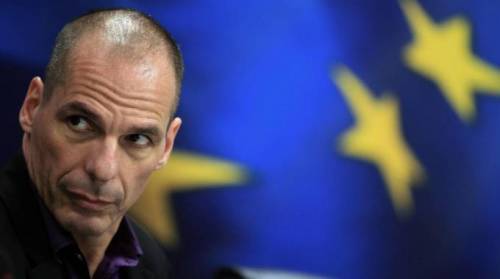 Il portavoce di Varoufakis: "La Merkel gli ordinò di dimettersi"