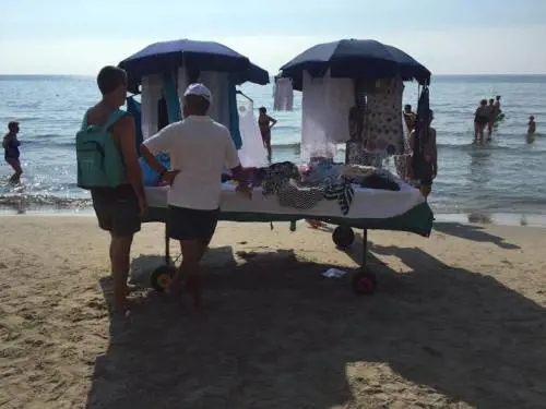 Salvini, è svolta sulle spiagge: approvati i piani anti-abusivi