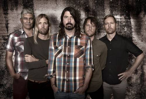Foo Fighters, il rock contro l'omofobia