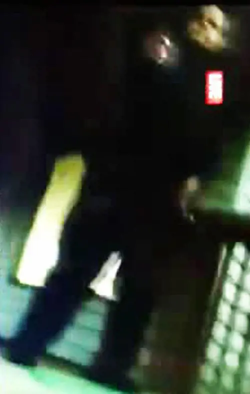 Il killer in telecamera: ecco il fermo immagine
