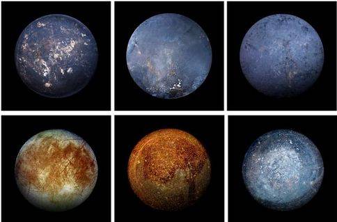 Sapete riconoscere la Luna di Giove fra queste nove sfere? Le altre sono fondi di padelle