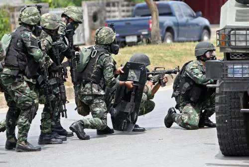 Thailandia, i musulmani Malay: "Stop alle violenze"