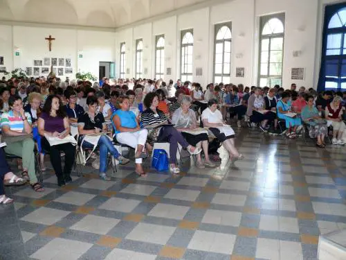 La carica delle vergini laiche (che hanno sposato il Signore)