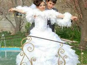 Le foto del baby matrimonio: 10 anni lei, 14 lui