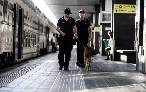 Tour cancellati e locali vuoti  Il terrore mette in fuga i turisti