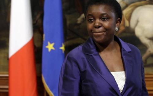 L'Italia invasa dall'olio tunisino: ecco perché Kyenge è contenta