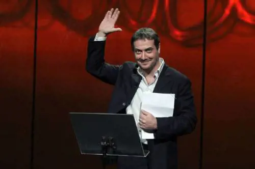 Guzzanti fa a fette moralisti e radical chic
