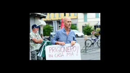 Il business degli immigrati nelle case invendute