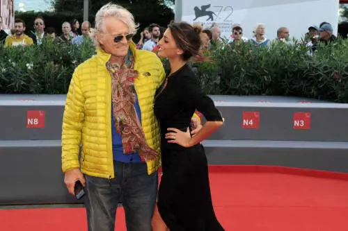 Cristina Buccino, sexy zip alla Mostra del Cinema di Venezia