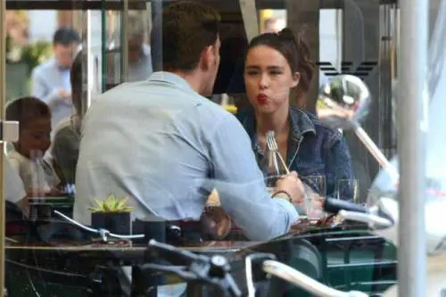 Aurora Ramazzotti con il bodyguard a Milano