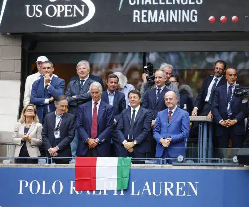 Renzi vola a New York e l'opposizione lo abbatte