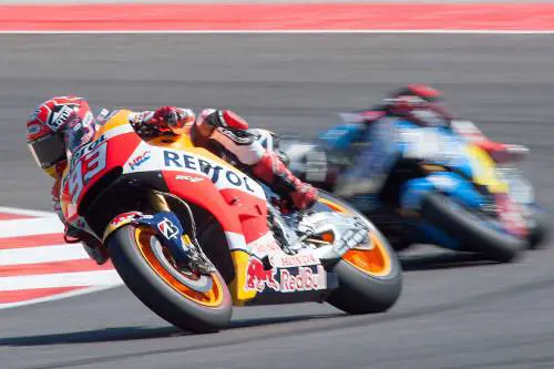 MotoGp SanMarino. Vince Marquez, Rossi è 5° ma allunga in classifica