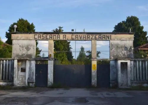 Si rifiutano di lavorare  e marciano verso la prefettura: ​37 afghani dirottati in ex caserma