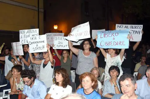 Giannini contestata ancora abbandona la Festa dell’Unità