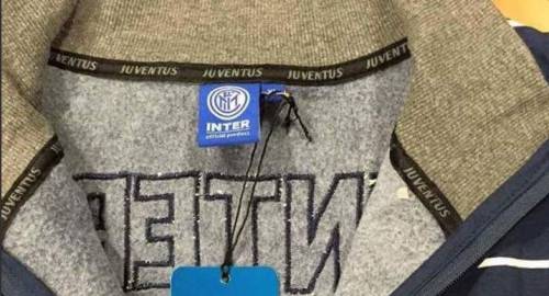 La felpa dell'Inter con la scritta "Juve" fa il giro del web
