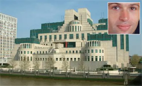 Inghilterra, spia trovata morta in un borsone. Era sotto copertura