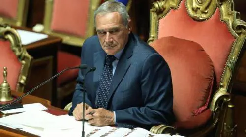 Consulta, l'ultimatum di Grasso irrita il Pd