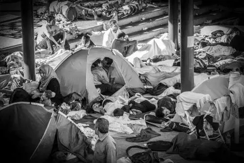 La foto di Yannis Androulidakis pubblicata su Facebook da Niklas Gris
