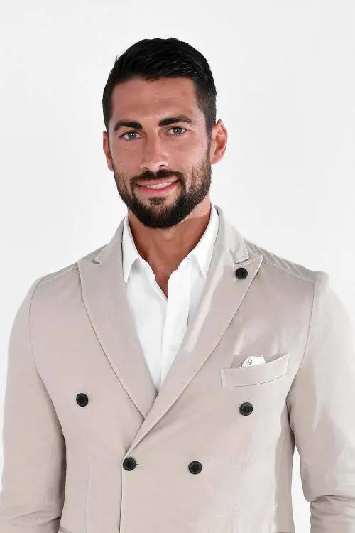 Giovanni, 34 anni specializzando in ortopedia
