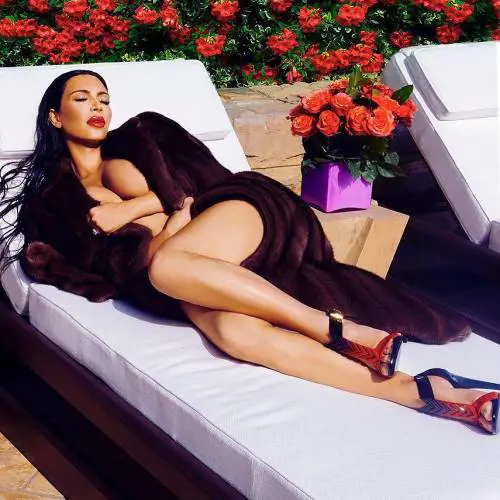 Kim Kardashian: nuda su Instagram, pronta a diventare First Lady