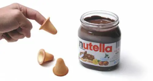 Ecco il biscotto da dito per mangiare la Nutella