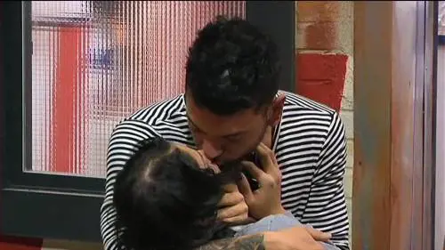 Grande Fratello 14, tra Giovanni Angiolini e Mary Falconieri è già amore?