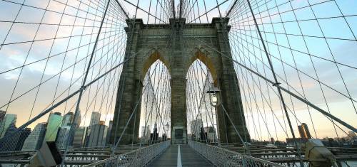Un lunghissimo ponte per fare shopping nella New York di Natale